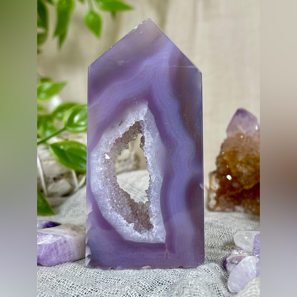 1734 Purple Agate Crystal Tower with Large Druzy Cave - Picture 10 of 11